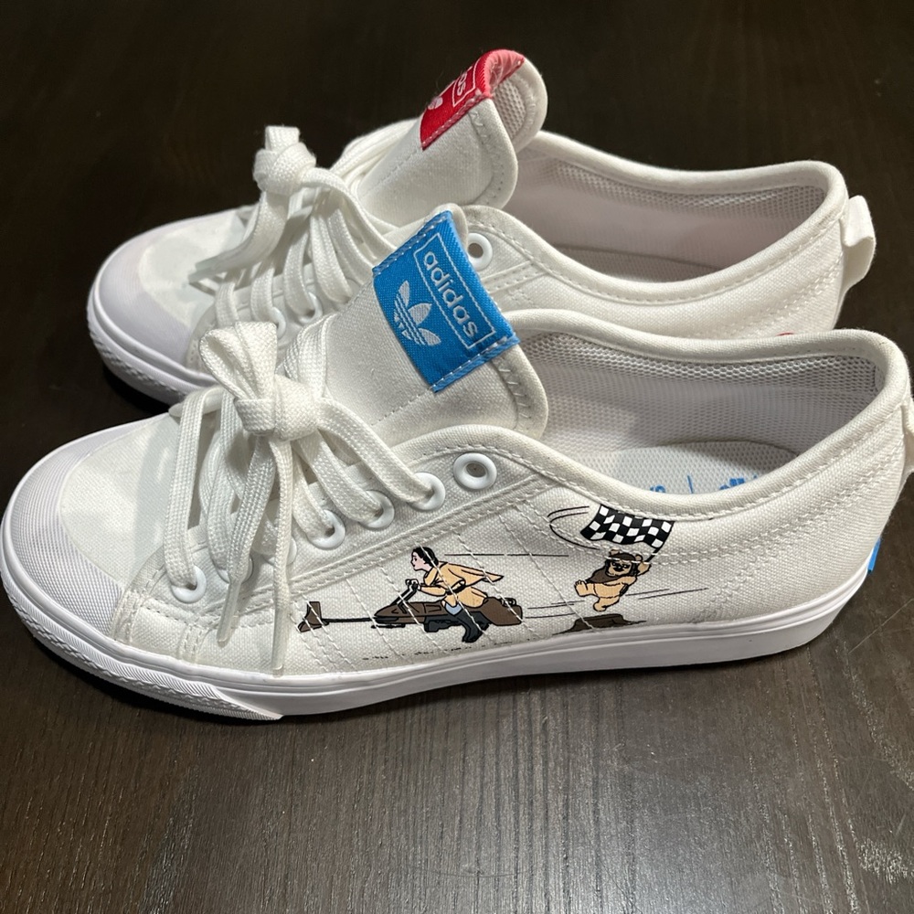 Adidas men 8/ women 9.5 White Sneakers Nizza, Darth Vader